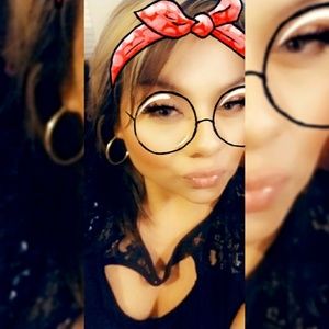 Meet your Posher, Anabel